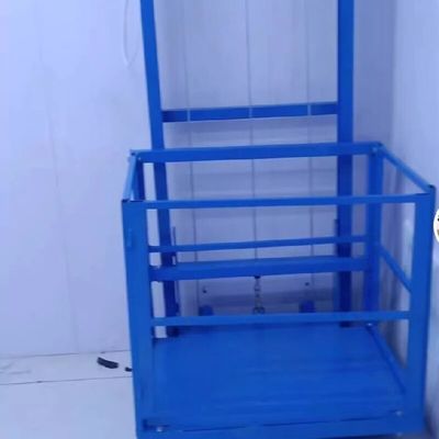 ลิฟท์บรรทุกสินค้า พร้อมการป้องกันความปลอดภัย ลิฟท์บรรทุกสินค้าแบบไฮดรอลิก
